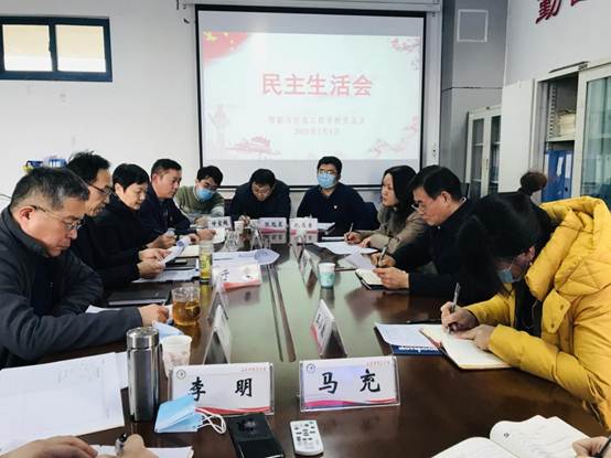 说明: 02015f9c6522b33e5ee639ad4413be6